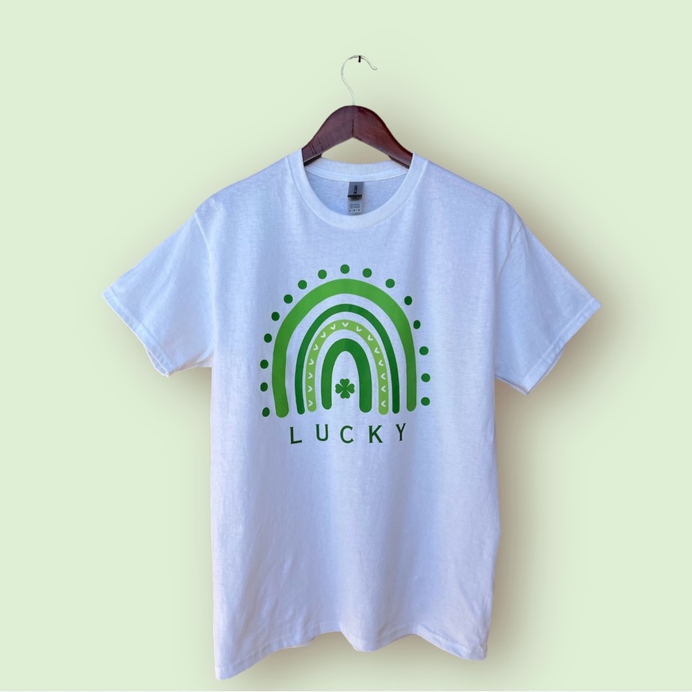 St. Patrick’s Day Tee, Mom shirt, soft t-shirt, mama shirt, lucky shirt